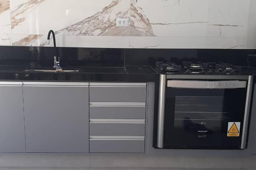 Linda Casa A 200M Da Praia Do Capricornio Caraguatatuba Εξωτερικό φωτογραφία